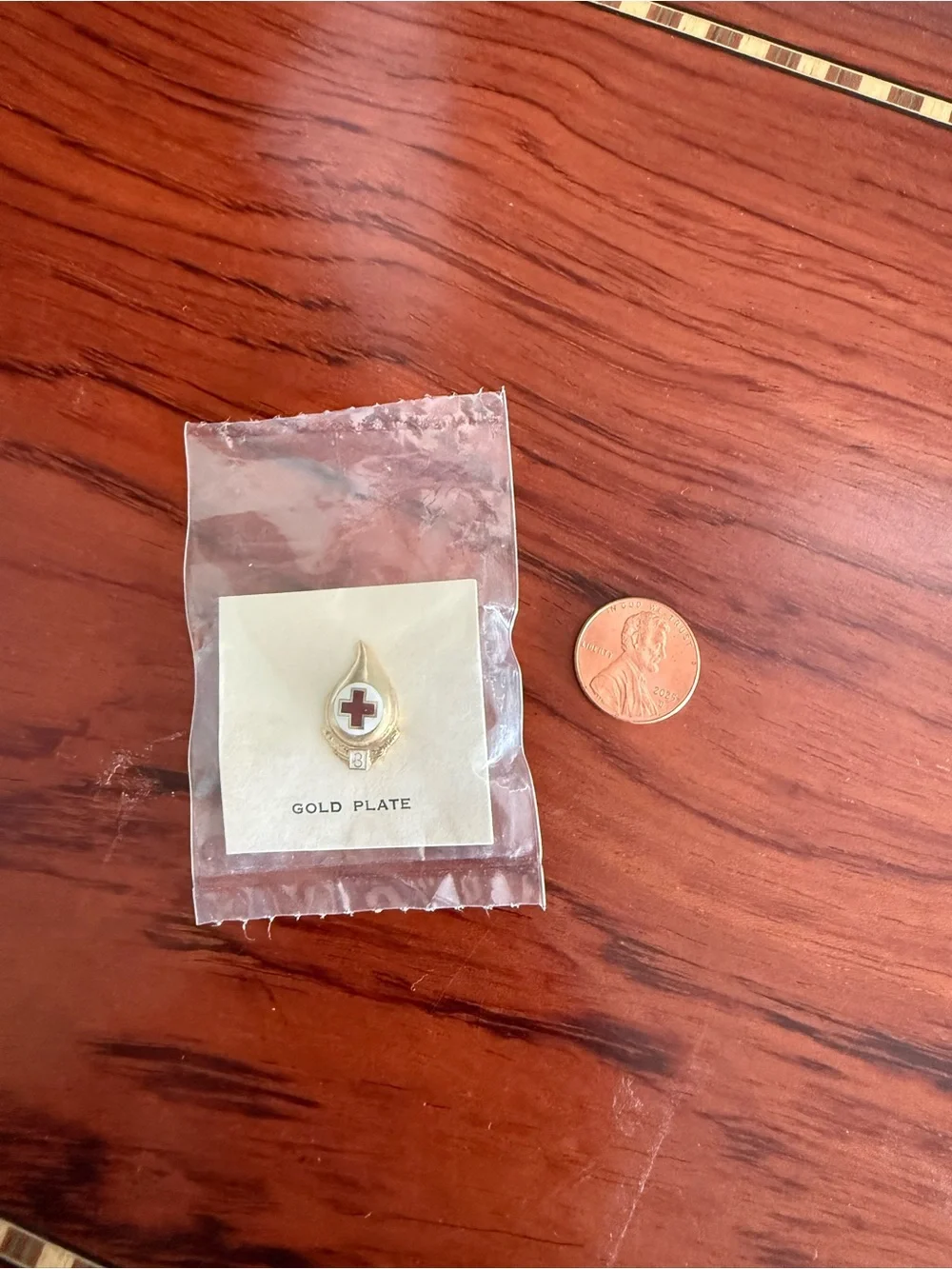 Vintage 3 Gallon Blood Donor Pin Gold Plate Red Cross Enamel Original Card